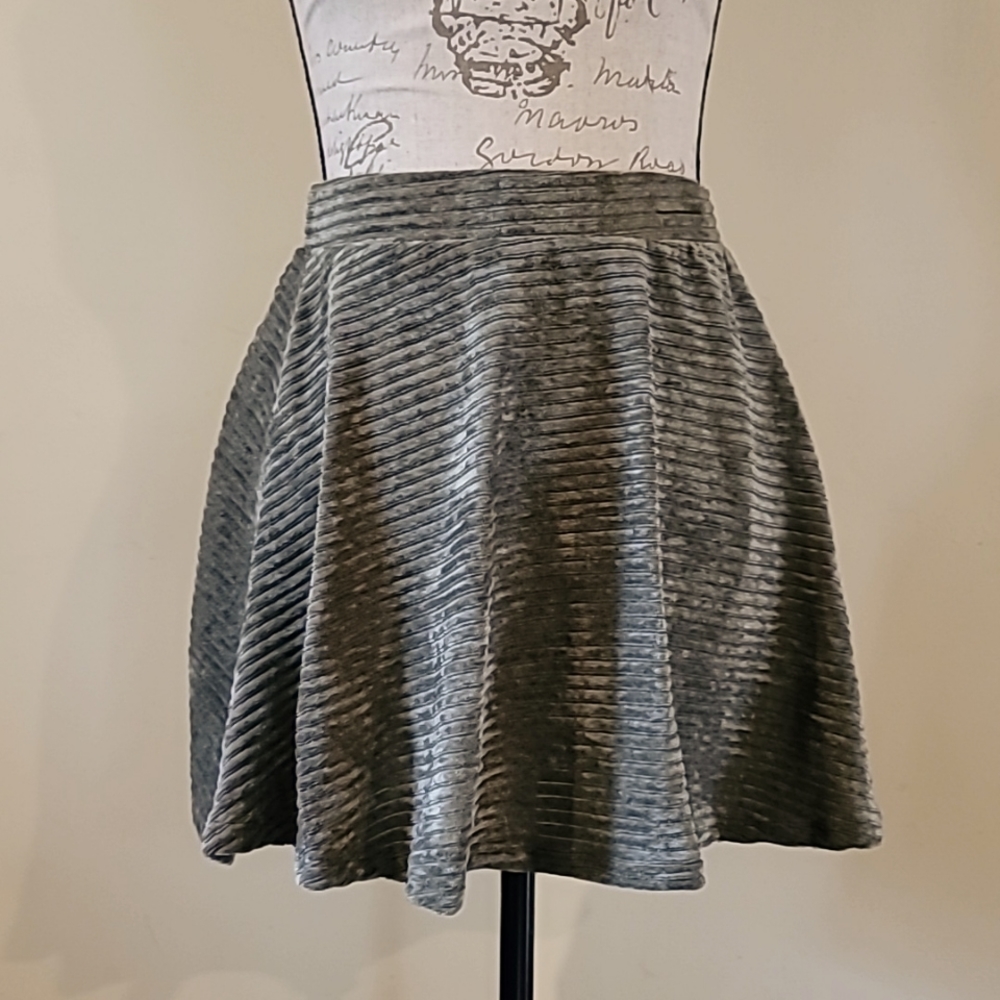 Women's High-Waisted Velour Skirt